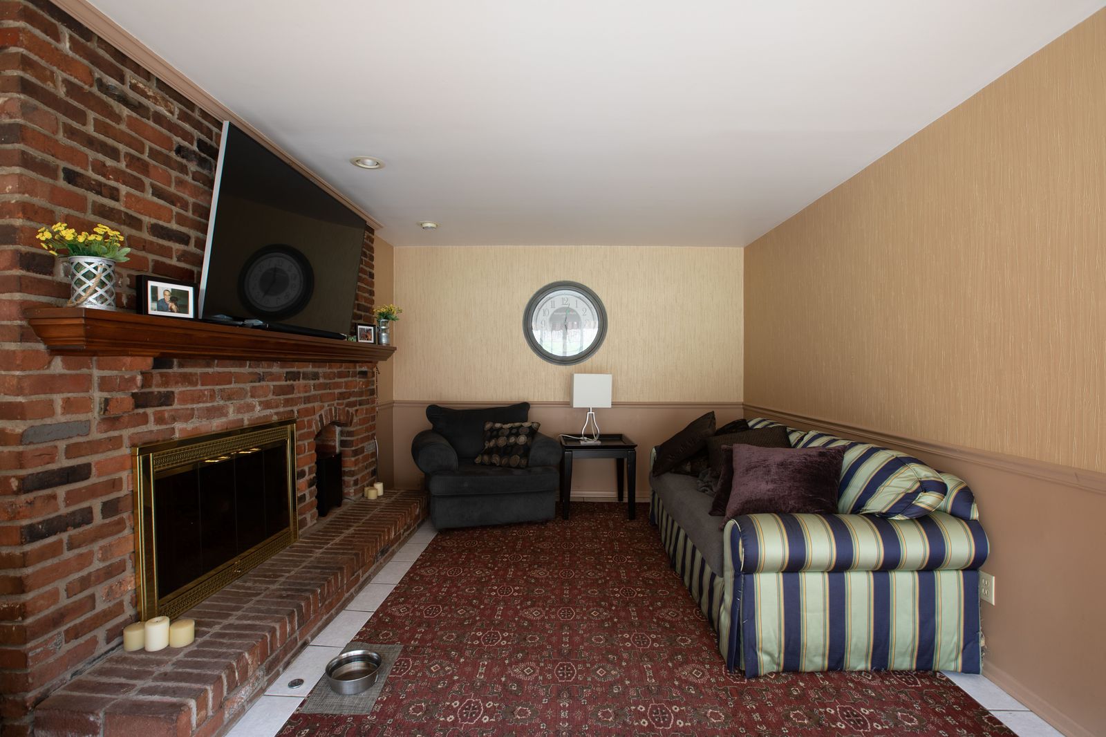 Home before builder addition in Pittsburgh