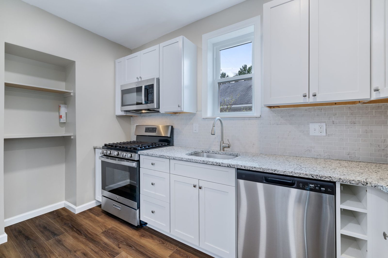 Kitchen addition with stainless steel appliances
