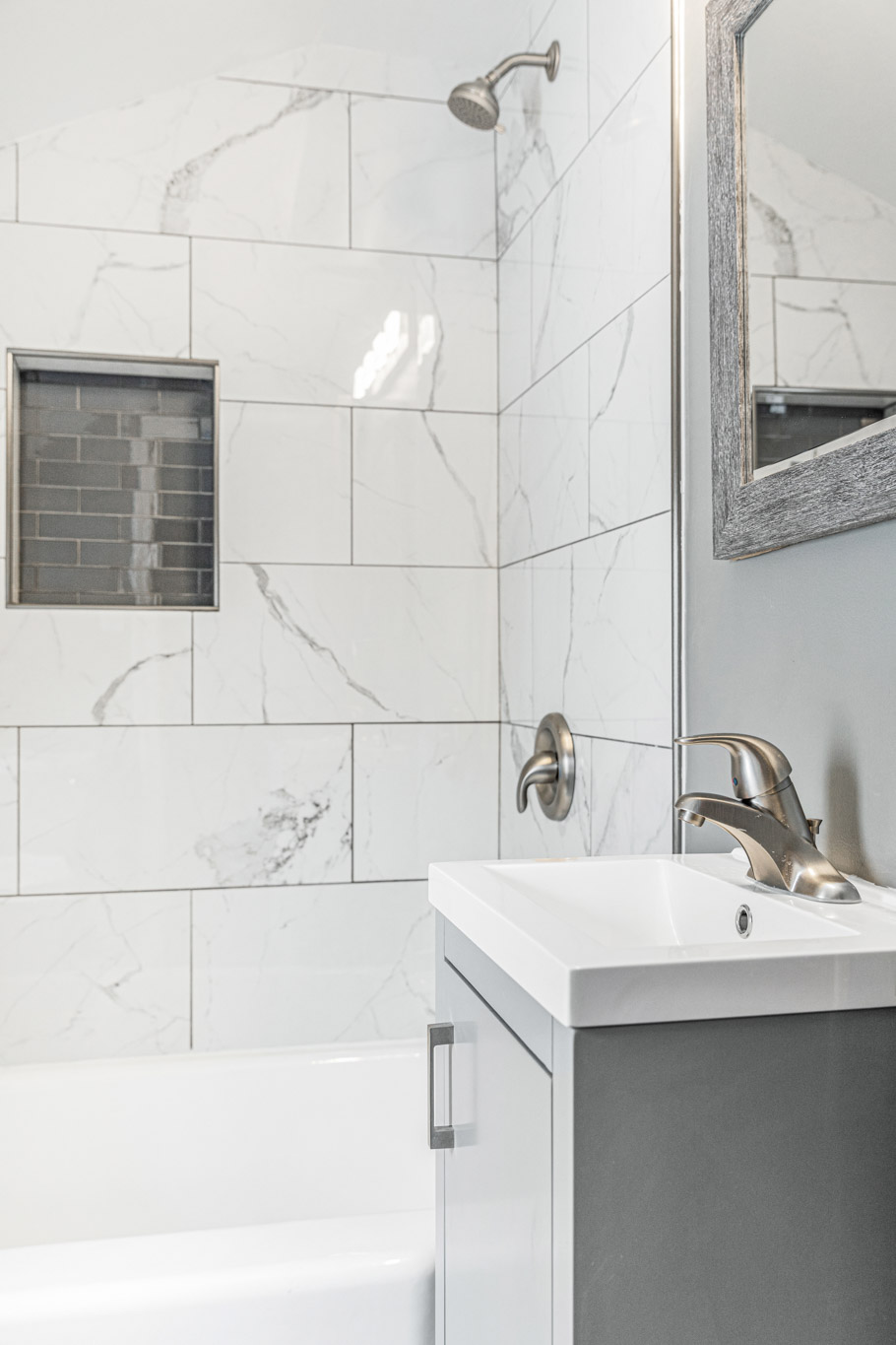 Full bathroom remodel in South Hills