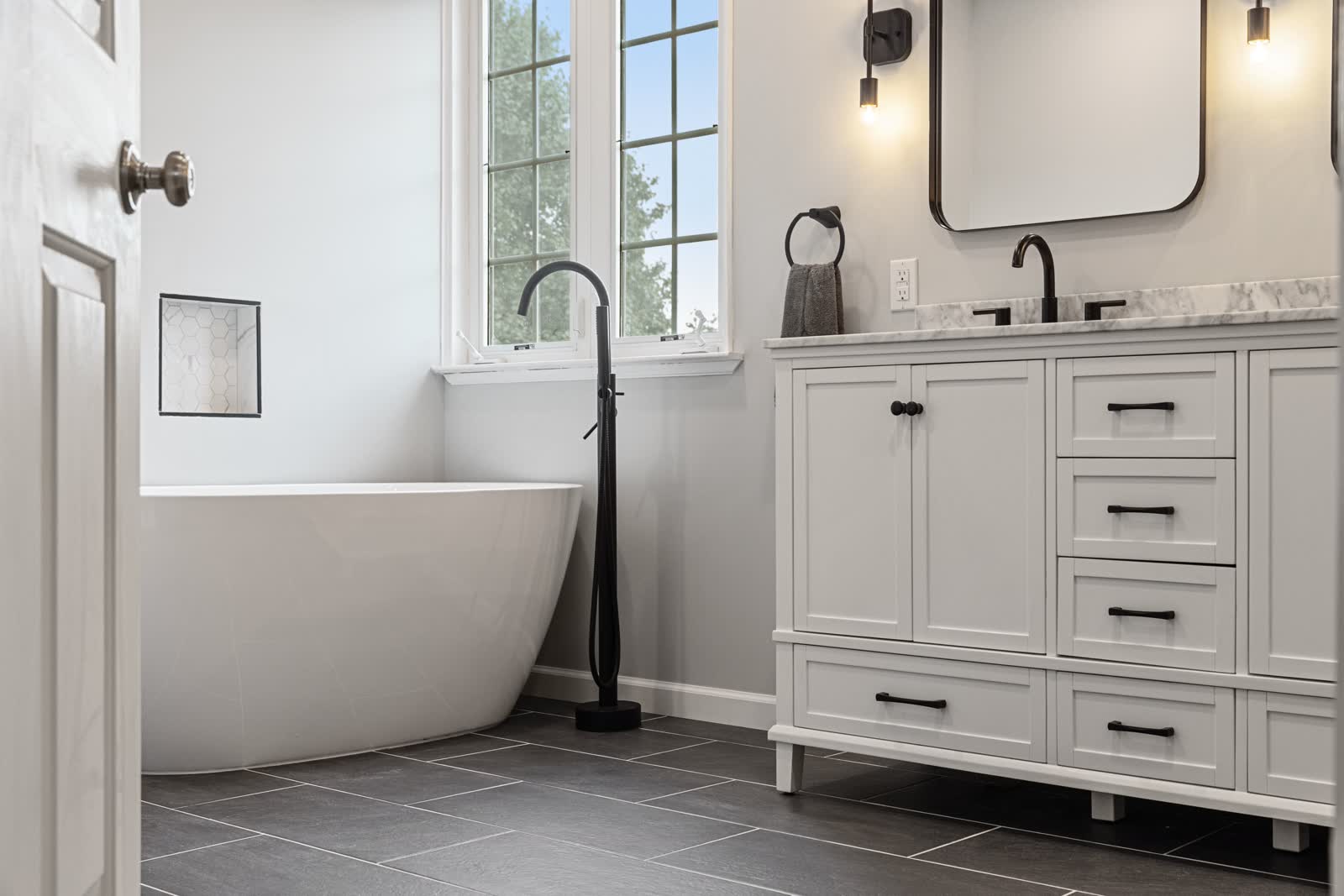 Bathroom installation in Pleasant Hills