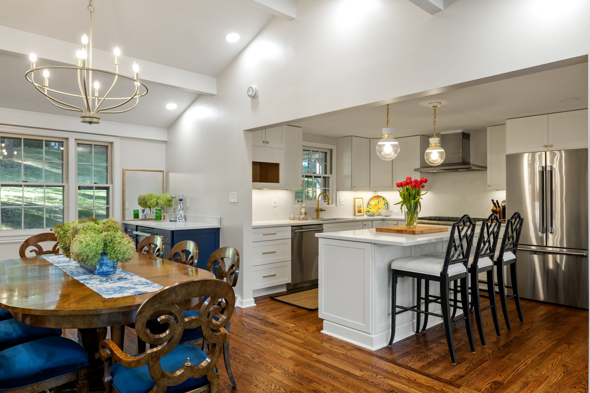 White kitchen with quartz countertop remodel